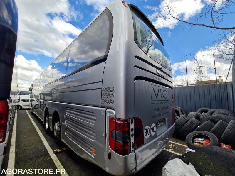 MAN Lions coach - 2014 - 530084KM - DL519ND - Inventorié par Agorastore - Autocar: foto 4 MAN Lions coach - 2014 - 530084KM - DL519ND - Inventorié par Agorastore - Autocar: foto 4