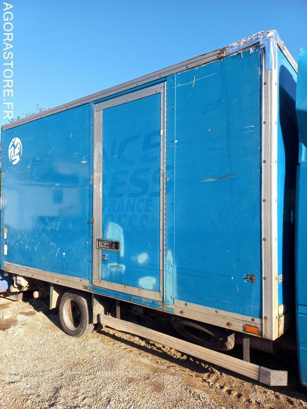 MERCEDES 411 SPRINTER - Furgón: foto 4 MERCEDES 411 SPRINTER - Furgón: foto 4
