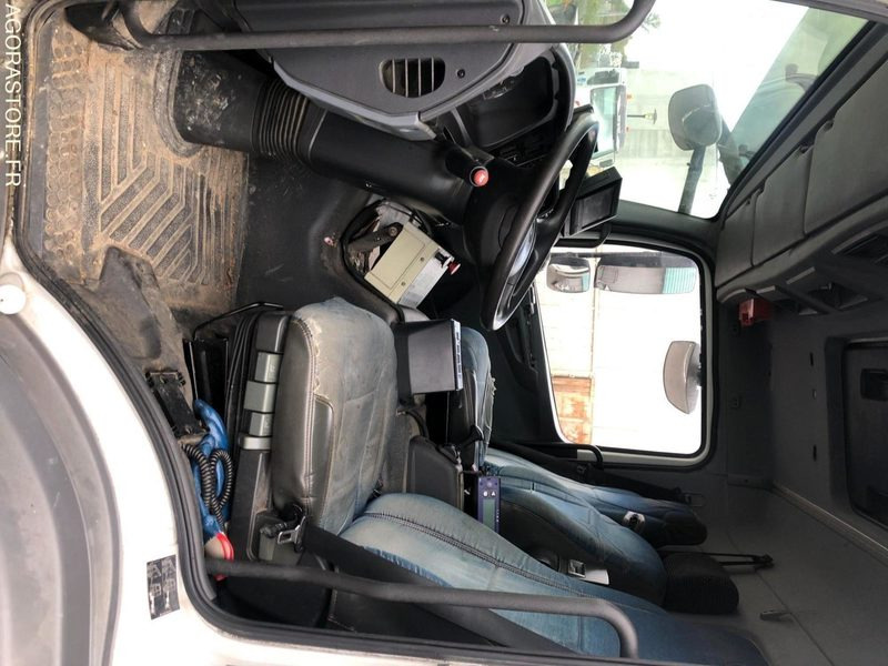 MERCEDES AXOR 26T-21m3 - 287235 kms - 2014 - Camión de basura: foto 5 MERCEDES AXOR 26T-21m3 - 287235 kms - 2014 - Camión de basura: foto 5