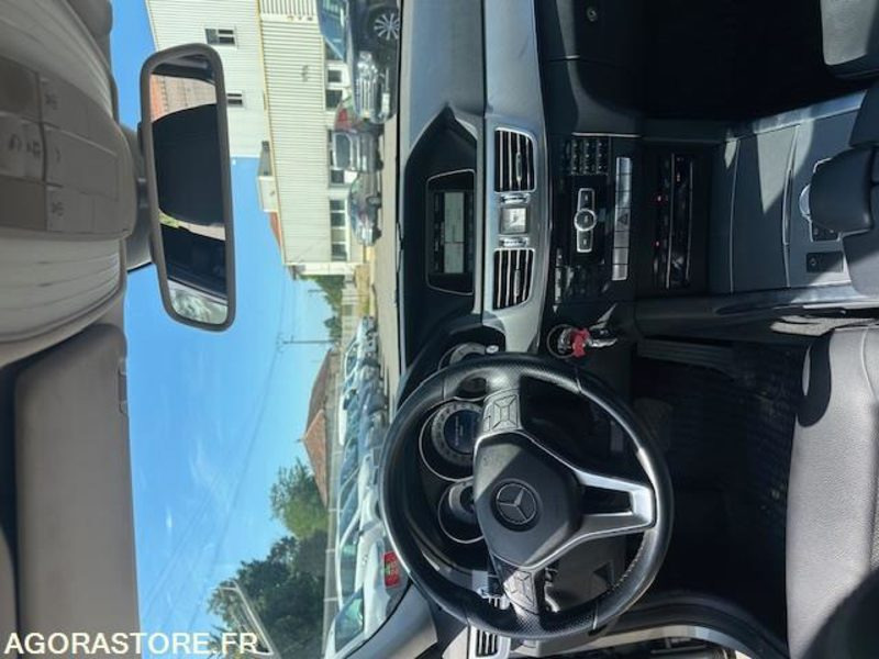Coche familiar MERCEDES E250 CDI 4MATIC: foto 6