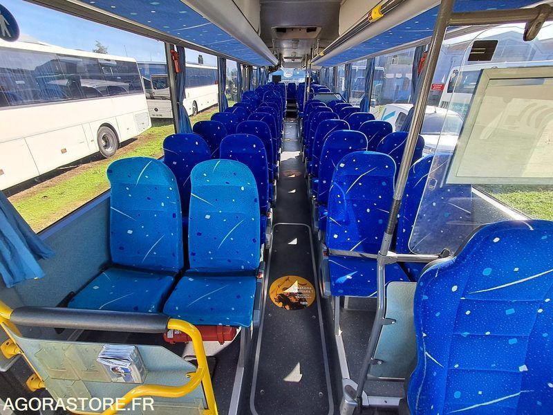 MERCEDES INTOURO N°083405 - Autobús escolar: foto 5 MERCEDES INTOURO N°083405 - Autobús escolar: foto 5