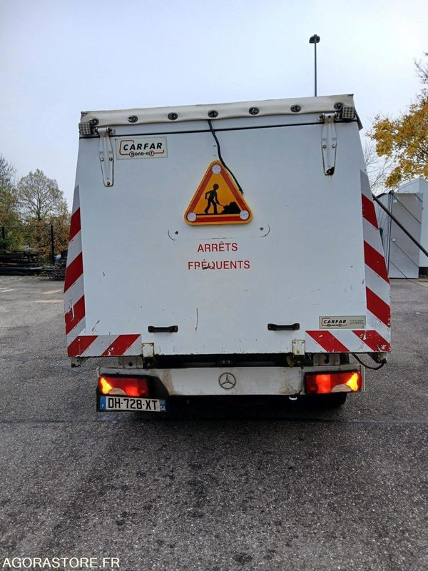 MERCEDES SPRINTER ANNEE 2014 - Volquete furgoneta: foto 3 MERCEDES SPRINTER ANNEE 2014 - Volquete furgoneta: foto 3