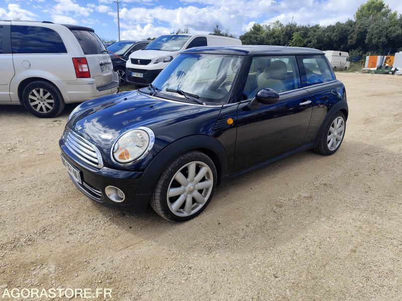 MINI COOPER 1.6 120CV - 2006 - 170500KMS - Coche: foto 1 MINI COOPER 1.6 120CV - 2006 - 170500KMS - Coche: foto 1