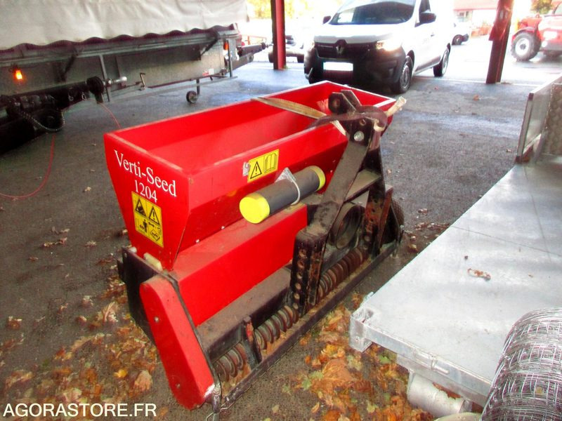 Machine pour réengazonner terrains de sport - REDEXIM Verti-Seed-1204 - Sembradora: foto 1 Machine pour réengazonner terrains de sport - REDEXIM Verti-Seed-1204 - Sembradora: foto 1