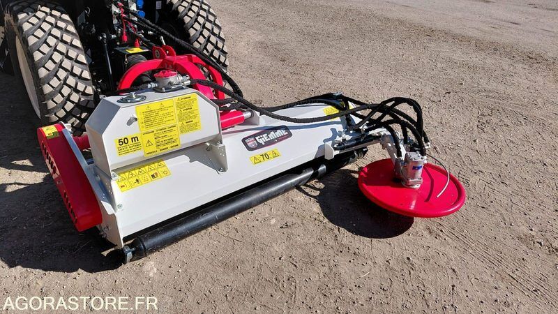 Broyeur neuf avec disque sous clôture - Maquinaria agrícola: foto 1 Broyeur neuf avec disque sous clôture - Maquinaria agrícola: foto 1