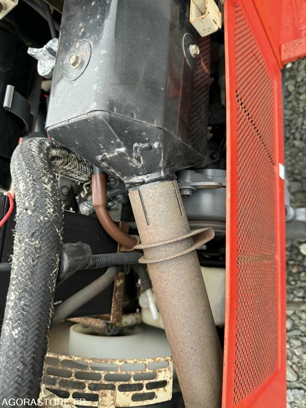 Micro tracteur KUBOTA B40 4X4 - Tractor: foto 5 Micro tracteur KUBOTA B40 4X4 - Tractor: foto 5