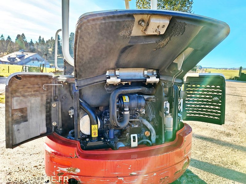 Mini-pelle Takeuchi TB23R - 2017 - 2051H - Excavadora: foto 4 Mini-pelle Takeuchi TB23R - 2017 - 2051H - Excavadora: foto 4