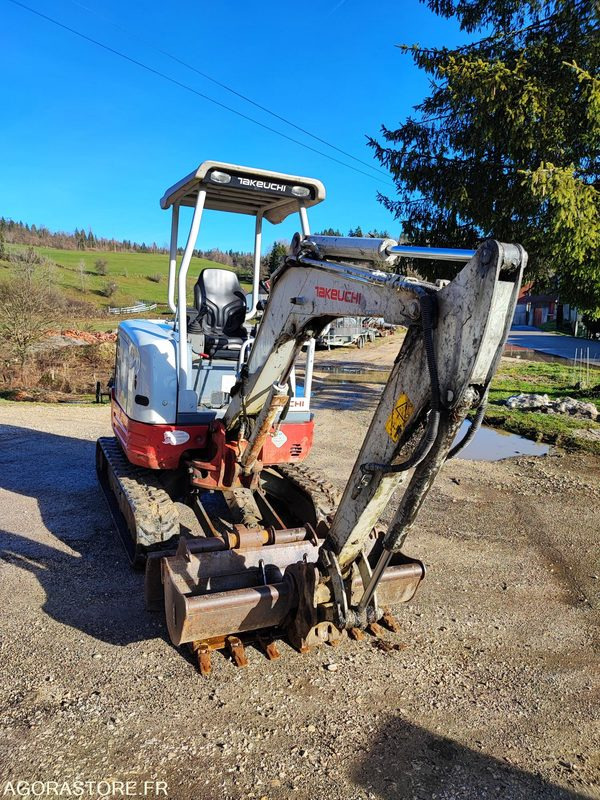 Mini-pelle Takeuchi TB23R - 2017 - 2051H - Excavadora: foto 2 Mini-pelle Takeuchi TB23R - 2017 - 2051H - Excavadora: foto 2