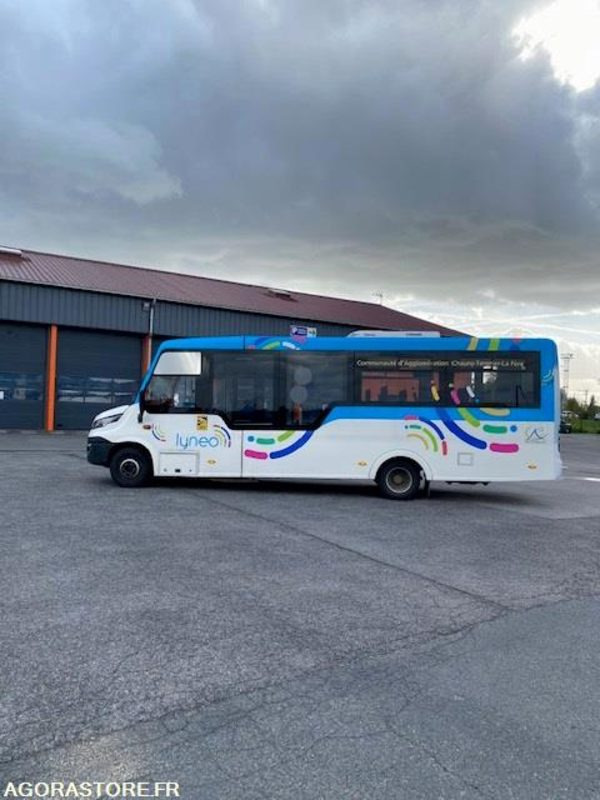 Minibus INDCAR MOBI LOW ENTRY - 27 places - PMR - Minibús, Furgoneta de pasajeros: foto 3 Minibus INDCAR MOBI LOW ENTRY - 27 places - PMR - Minibús, Furgoneta de pasajeros: foto 3