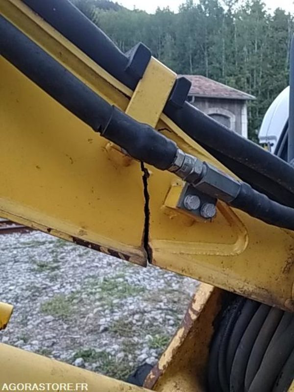 Minipelle sur chenilles New Holland, type E202SR, Hors Service - Miniexcavadora: foto 3 Minipelle sur chenilles New Holland, type E202SR, Hors Service - Miniexcavadora: foto 3