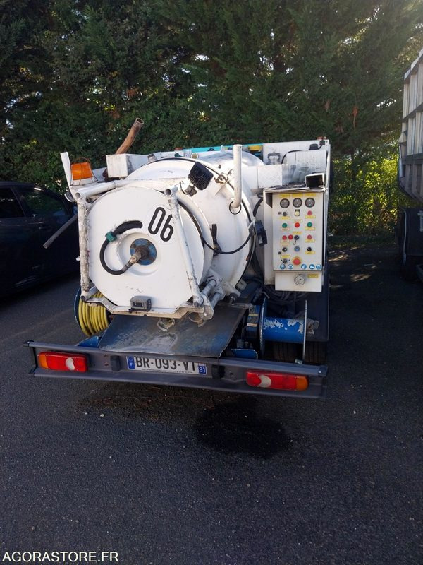 NISSAN Cabstar 3T5 BAROCLEAN 2011 (400 000Km) NON ROULANT EXPORT EXCLUSIVEMENT - Limpieza de alcantarillado: foto 4 NISSAN Cabstar 3T5 BAROCLEAN 2011 (400 000Km) NON ROULANT EXPORT EXCLUSIVEMENT - Limpieza de alcantarillado: foto 4