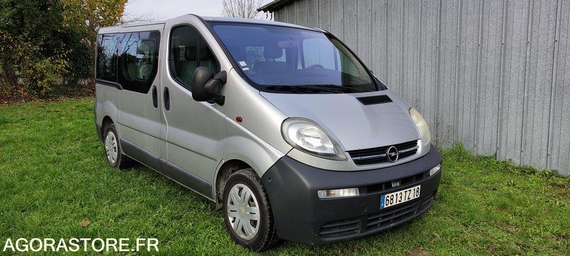 Opel Vivaro - 2006 - 227300kms - 6813 TZ 18 - Minibús, Furgoneta de pasajeros: foto 4 Opel Vivaro - 2006 - 227300kms - 6813 TZ 18 - Minibús, Furgoneta de pasajeros: foto 4