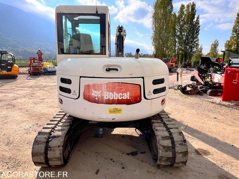 PELLE A CHENILLES 7,5T BOBCAT 442B AVEC POUCE HYDRAULIQUE 2007 - 4100 HEURES - Excavadora: foto 4 PELLE A CHENILLES 7,5T BOBCAT 442B AVEC POUCE HYDRAULIQUE 2007 - 4100 HEURES - Excavadora: foto 4