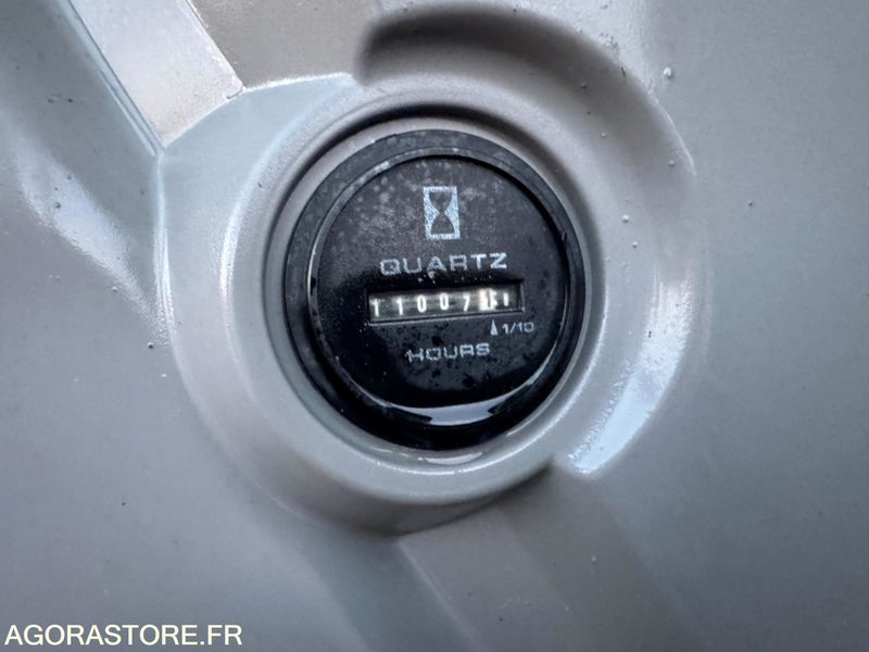 Excavadora PELLE NEW HOLLAND E215B - 2009 - 11000 heures: foto 7 Excavadora PELLE NEW HOLLAND E215B - 2009 - 11000 heures: foto 7