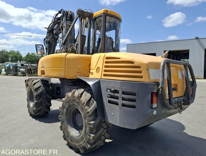PELLE SUR PNEUS MECALAC 12MTX 4.5 - 2013 / 8 700 HEURES - Excavadora: foto 4 PELLE SUR PNEUS MECALAC 12MTX 4.5 - 2013 / 8 700 HEURES - Excavadora: foto 4