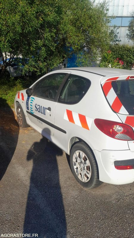 PEUGEOT 206 + BA583LQ // 2010 // NON ROULANT // ETAT INCONNU - Coche: foto 4 PEUGEOT 206 + BA583LQ // 2010 // NON ROULANT // ETAT INCONNU - Coche: foto 4