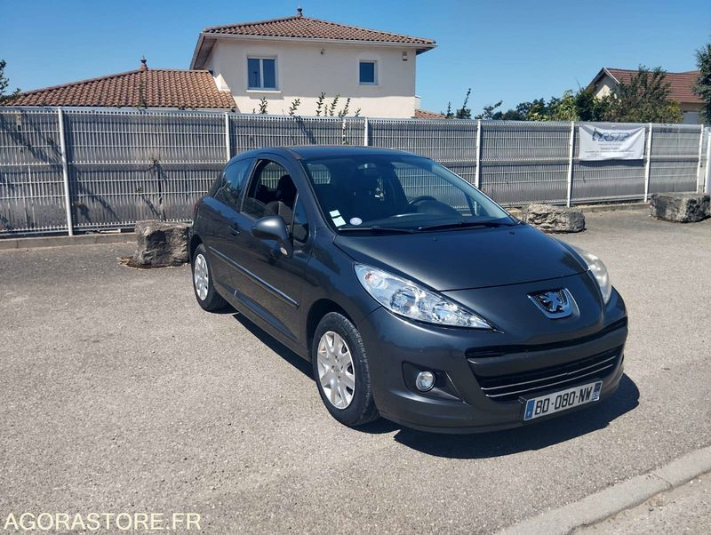 PEUGEOT 207 - 2010 - PHASE 2 - 123 125 KMS - EXCELLENT ETAT - Coche: foto 2 PEUGEOT 207 - 2010 - PHASE 2 - 123 125 KMS - EXCELLENT ETAT - Coche: foto 2