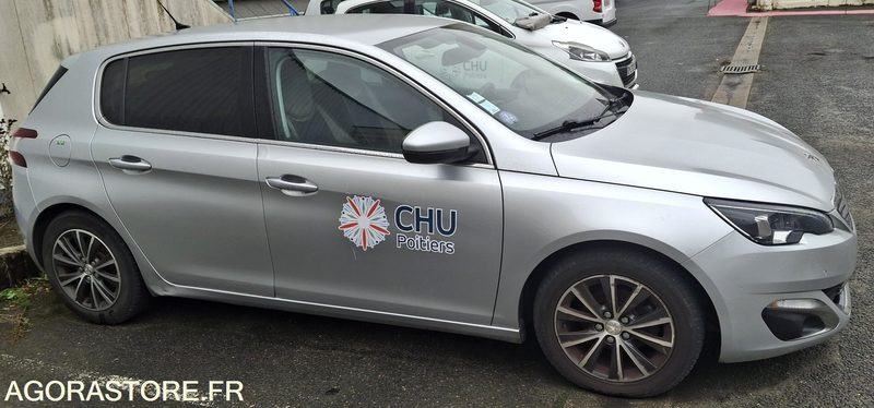 PEUGEOT 308 Essence 110 cv - 2017 - 195000 km - Coche: foto 2 PEUGEOT 308 Essence 110 cv - 2017 - 195000 km - Coche: foto 2