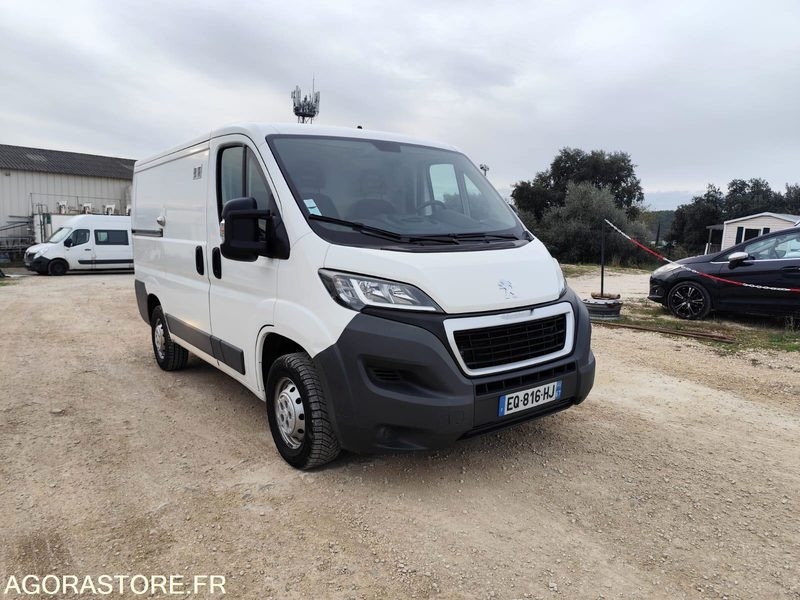 PEUGEOT BOXER L1H1 2.0 BlueHDi 110CH - 2017 - 239000KMS - Furgoneta pequeña: foto 1 PEUGEOT BOXER L1H1 2.0 BlueHDi 110CH - 2017 - 239000KMS - Furgoneta pequeña: foto 1