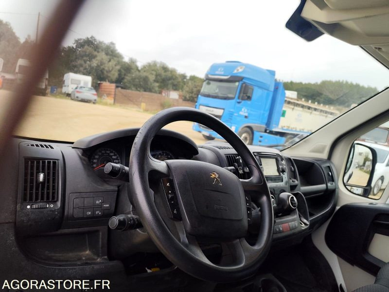 PEUGEOT BOXER L1H1 2.0 BlueHDi 110CH - 2017 - 239000KMS - Furgoneta pequeña: foto 5 PEUGEOT BOXER L1H1 2.0 BlueHDi 110CH - 2017 - 239000KMS - Furgoneta pequeña: foto 5