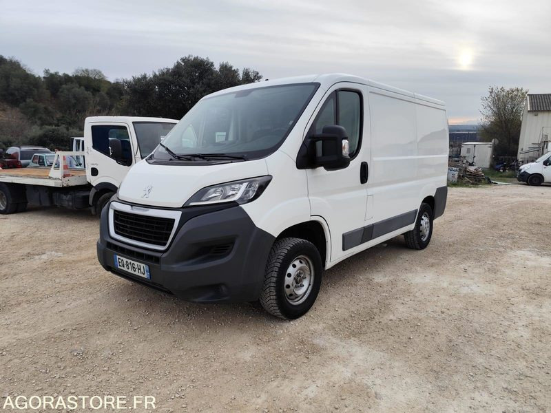 PEUGEOT BOXER L1H1 2.0 BlueHDi 110CH - 2017 - 239000KMS - Furgoneta pequeña: foto 4 PEUGEOT BOXER L1H1 2.0 BlueHDi 110CH - 2017 - 239000KMS - Furgoneta pequeña: foto 4