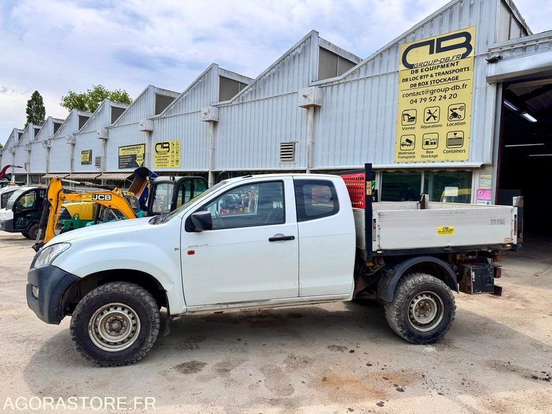 PICKUP 4x4 AVEC BENNE ELECTRIQUE ISUZU D-MAX TFS86 - ANNEE 2015 - 122500 KMS - Pick-up: foto 2 PICKUP 4x4 AVEC BENNE ELECTRIQUE ISUZU D-MAX TFS86 - ANNEE 2015 - 122500 KMS - Pick-up: foto 2