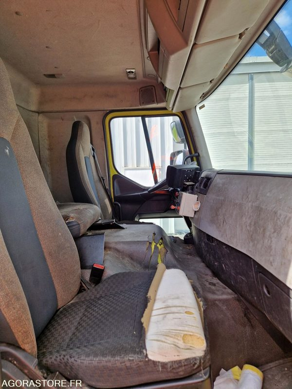 *PORTEUR BOM 26T VOLVO GEESINK - 2014 - - Camión de basura: foto 3 *PORTEUR BOM 26T VOLVO GEESINK - 2014 - - Camión de basura: foto 3