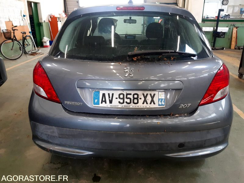 Peugeot 207 1.4 l essence - Coche: foto 4 Peugeot 207 1.4 l essence - Coche: foto 4