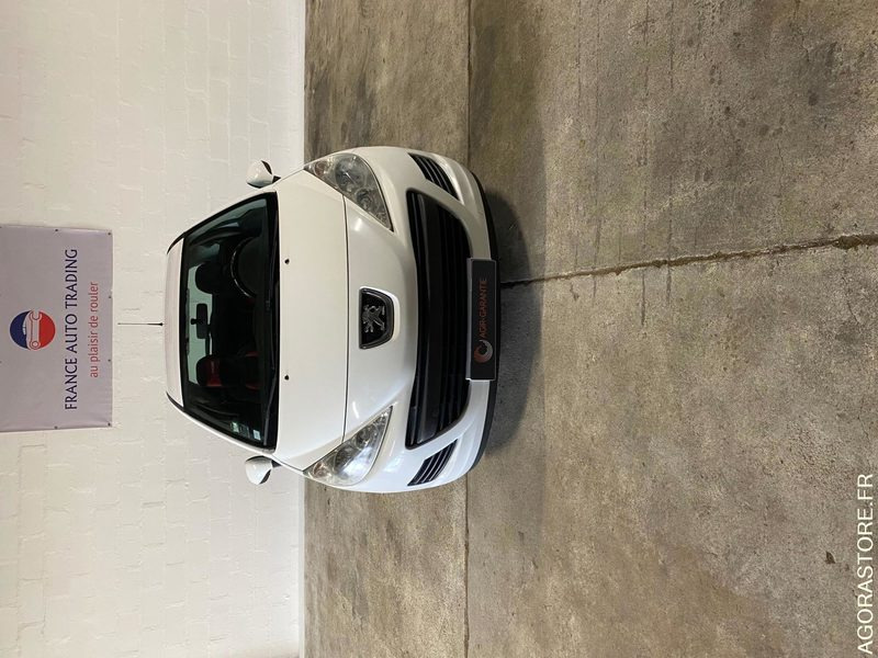 Peugeot 207 AFFAIRE 1.4 HDI 70 CV DERIV VP 233 220km 2010 - Coche: foto 3 Peugeot 207 AFFAIRE 1.4 HDI 70 CV DERIV VP 233 220km 2010 - Coche: foto 3