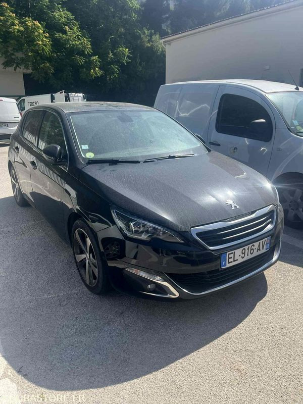 Peugeot 308 - 2017 - 228000kms - Coche: foto 1 Peugeot 308 - 2017 - 228000kms - Coche: foto 1