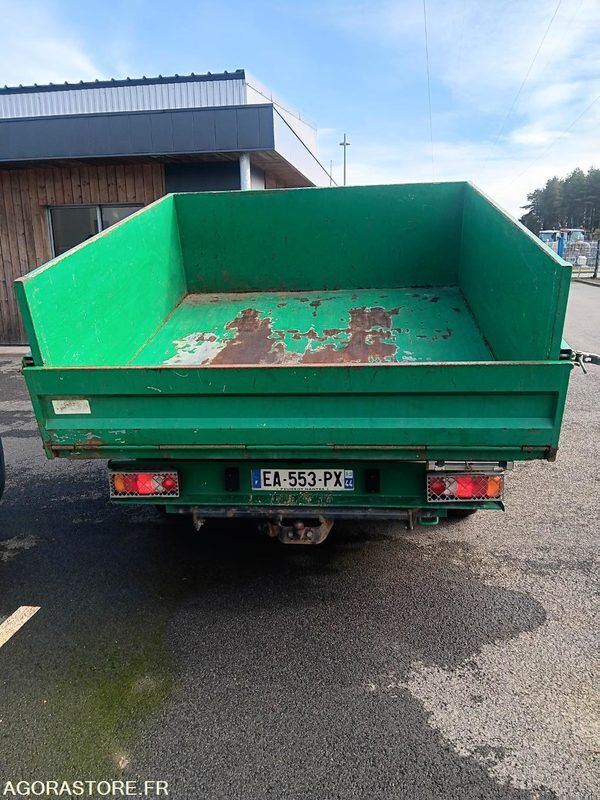 Peugeot BOXER V8M11230 - 2016 - 196666 KM - Volquete furgoneta: foto 3 Peugeot BOXER V8M11230 - 2016 - 196666 KM - Volquete furgoneta: foto 3