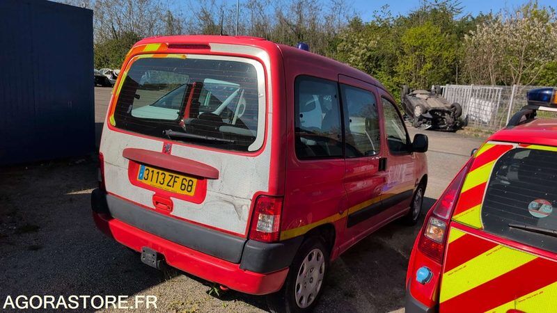 Peugeot - Berlingo - 2007 - 240000KM - 3113ZF68 - Furgoneta pequeña: foto 3 Peugeot - Berlingo - 2007 - 240000KM - 3113ZF68 - Furgoneta pequeña: foto 3