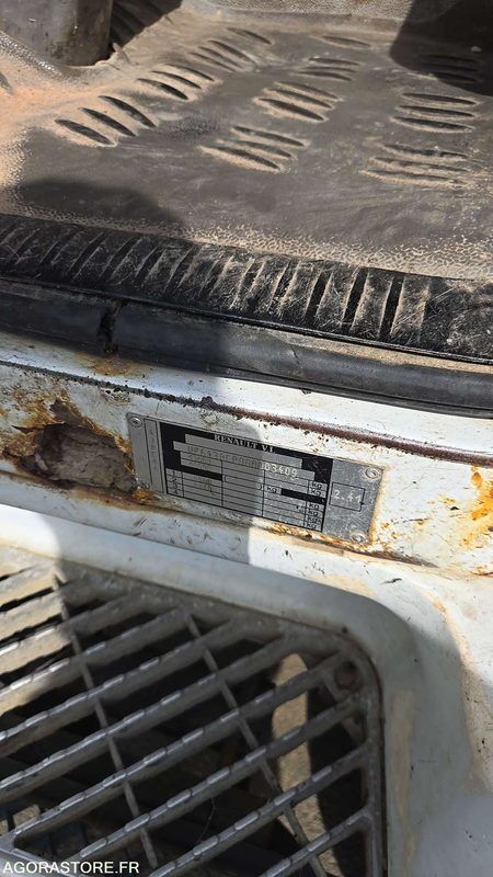 RENAULT 43ACA4 - 2001 - 268500 KM - BP-521-EC - Volquete furgoneta: foto 3 RENAULT 43ACA4 - 2001 - 268500 KM - BP-521-EC - Volquete furgoneta: foto 3