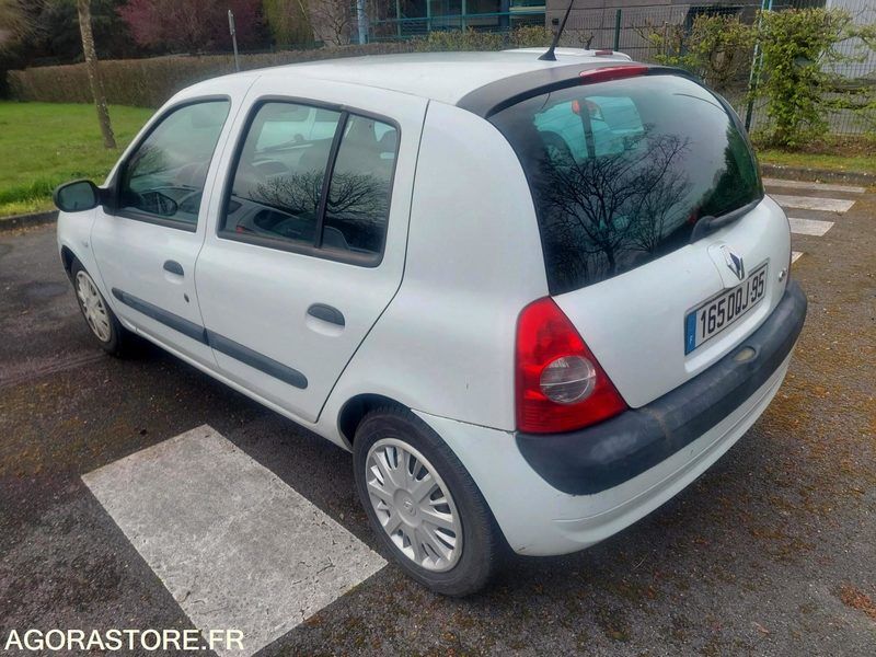 RENAULT CLIO 2 - Coche: foto 4 RENAULT CLIO 2 - Coche: foto 4