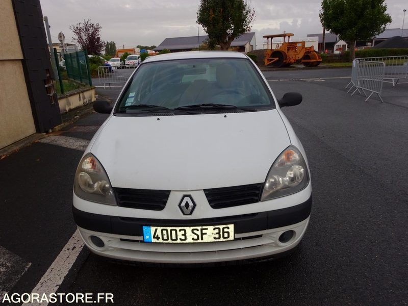 RENAULT CLIO - 2005 - 169150KM - Coche: foto 1 RENAULT CLIO - 2005 - 169150KM - Coche: foto 1