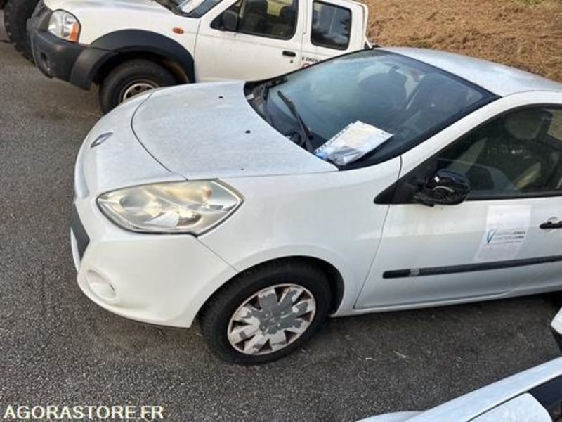 RENAULT CLIO - 2010 - 104062KM - AK212NT - Coche: foto 3 RENAULT CLIO - 2010 - 104062KM - AK212NT - Coche: foto 3