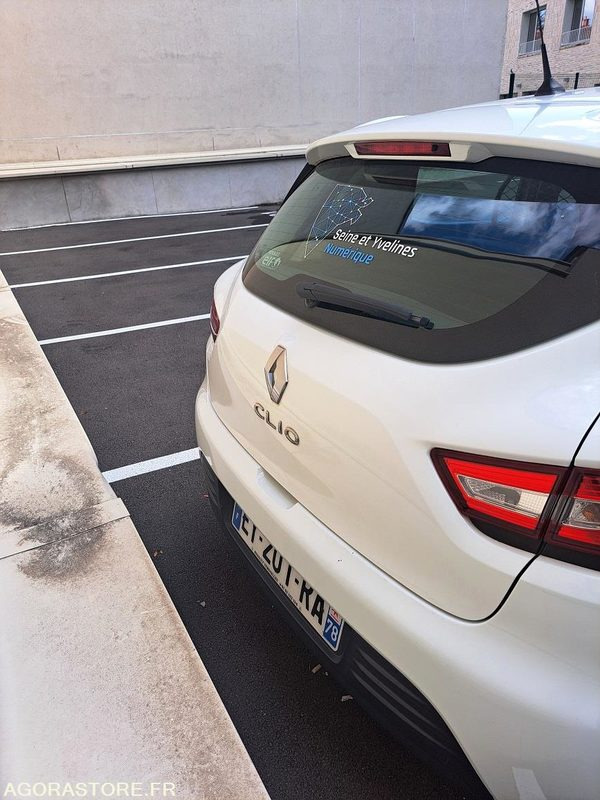 RENAULT - CLIO - 2018 - 79 000 KM - Coche: foto 2 RENAULT - CLIO - 2018 - 79 000 KM - Coche: foto 2