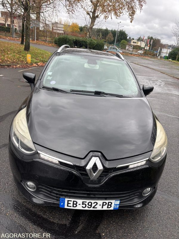 RENAULT- Clio Estate IV - Boite Automatique - année 2016 - 128000 kms - Essence - Coche familiar: foto 3 RENAULT- Clio Estate IV - Boite Automatique - année 2016 - 128000 kms - Essence - Coche familiar: foto 3