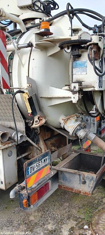 RENAULT G270 HYDROCUREUR - Limpieza de alcantarillado: foto 4 RENAULT G270 HYDROCUREUR - Limpieza de alcantarillado: foto 4