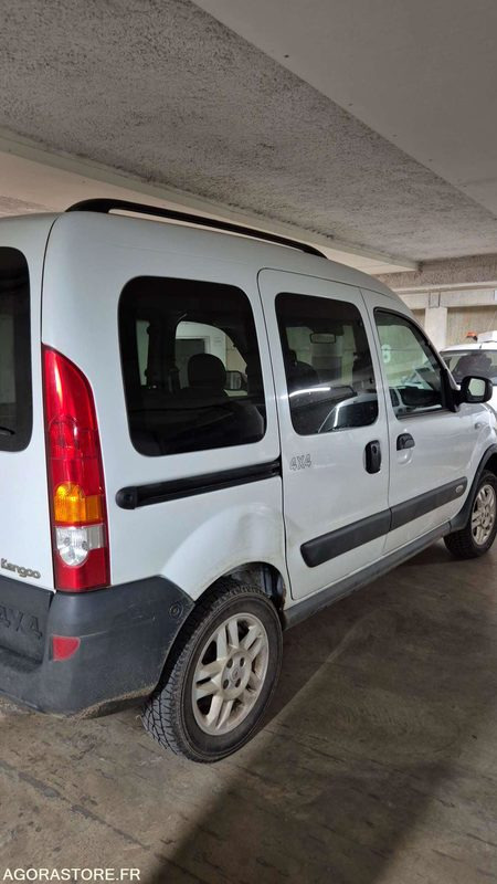 RENAULT KANGOO 4×4 - 2007 - 203659KM - Coche: foto 5 RENAULT KANGOO 4×4 - 2007 - 203659KM - Coche: foto 5