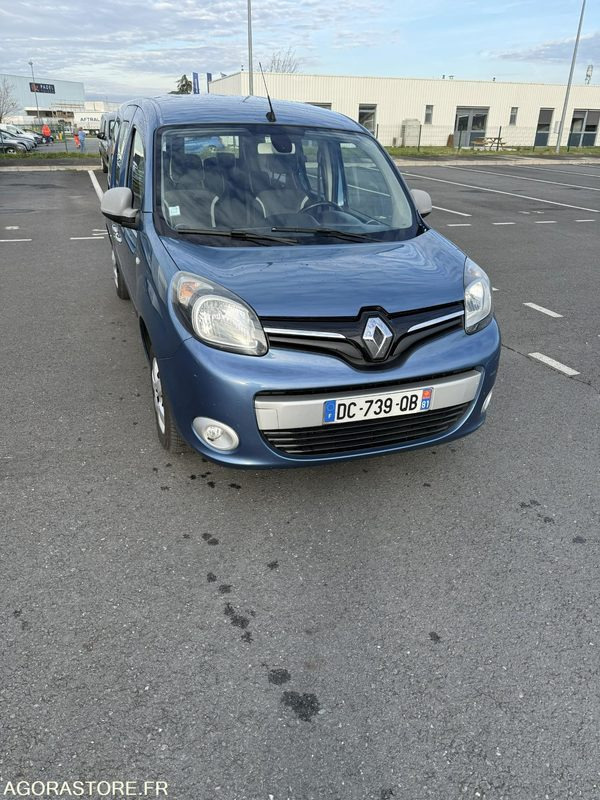 RENAULT KANGOO AVEC GPS - 2014 - 242112km - DC-739-QB - Coche: foto 4 RENAULT KANGOO AVEC GPS - 2014 - 242112km - DC-739-QB - Coche: foto 4