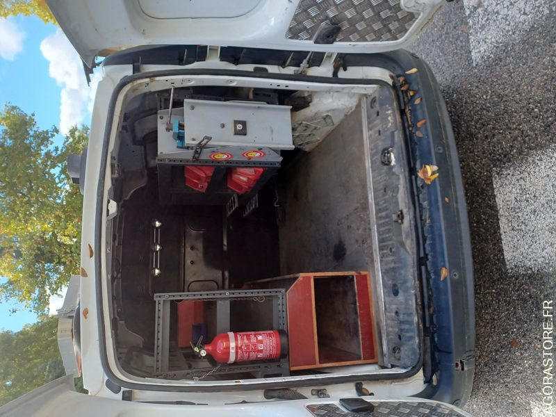 RENAULT KANGOO / REF SCP : 987 - Furgón: foto 4 RENAULT KANGOO / REF SCP : 987 - Furgón: foto 4
