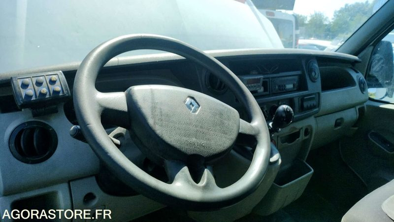 Furgón RENAULT MASTER - 2008 - 282485 KM: foto 8