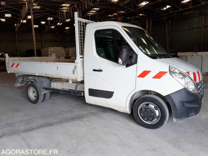 RENAULT MASTER BENNE 3.5 T DF-684-KT - Volquete furgoneta: foto 1 RENAULT MASTER BENNE 3.5 T DF-684-KT - Volquete furgoneta: foto 1