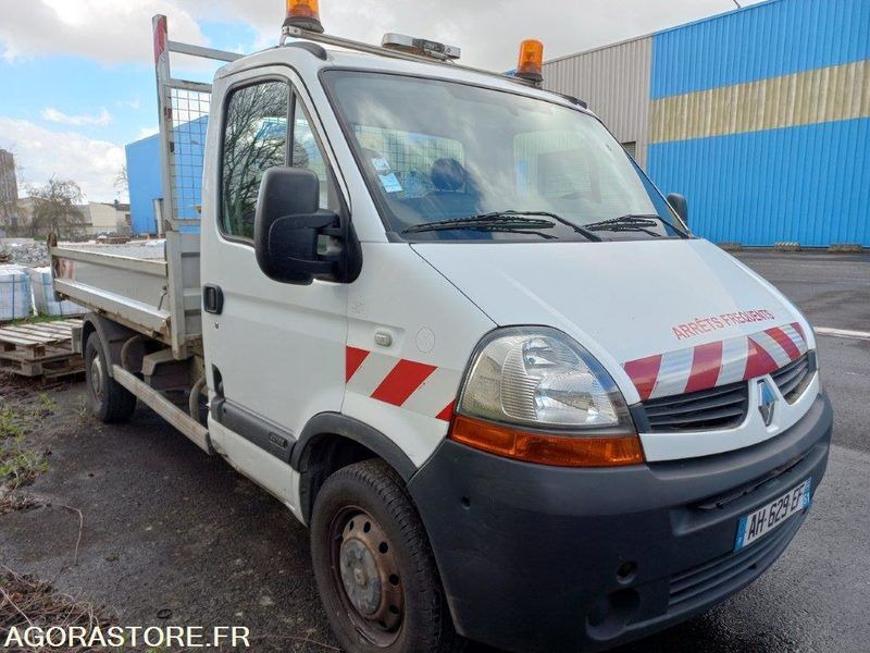 RENAULT MASTER BENNE AH-629-EF - Furgón: foto 1 RENAULT MASTER BENNE AH-629-EF - Furgón: foto 1