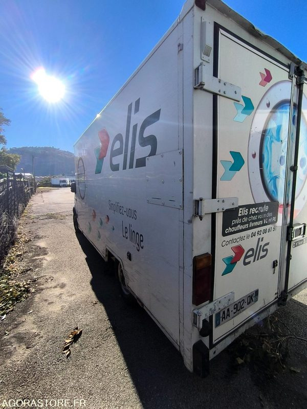 RENAULT MASTER II - 2009 - 300542 Kms - Furgón: foto 5 RENAULT MASTER II - 2009 - 300542 Kms - Furgón: foto 5