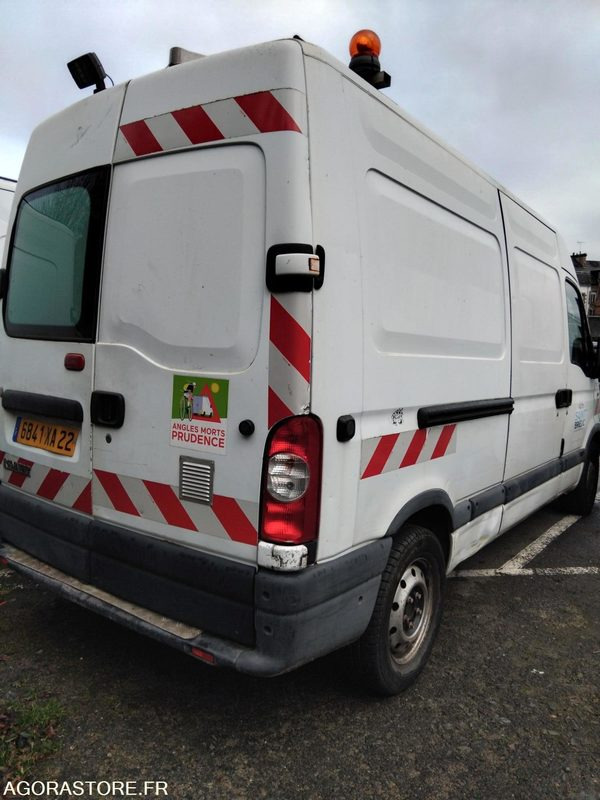 RENAULT MASTER II PHASE II -2.5DCi - 120cv - Furgón: foto 4 RENAULT MASTER II PHASE II -2.5DCi - 120cv - Furgón: foto 4