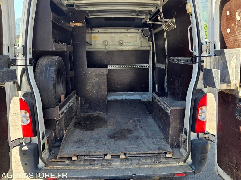RENAULT - MASTER L1H2 DOUBLE CABINE - 2010 / 230610KM (M2134) - Furgón: foto 5 RENAULT - MASTER L1H2 DOUBLE CABINE - 2010 / 230610KM (M2134) - Furgón: foto 5