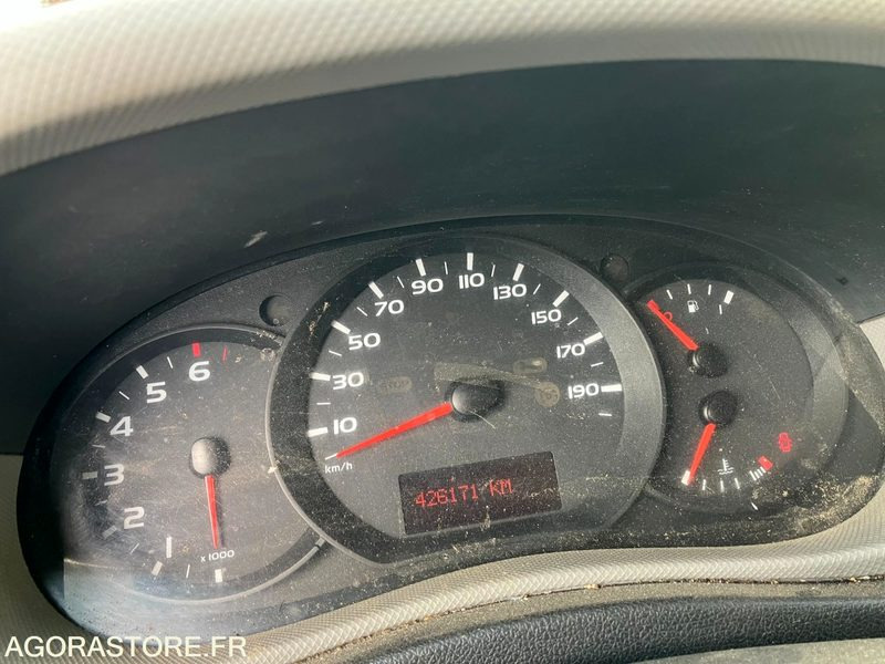 RENAULT MASTER L3H2 - 2015 / 426.171KM / DQ-154-EF (MQ0626) - Furgón: foto 5 RENAULT MASTER L3H2 - 2015 / 426.171KM / DQ-154-EF (MQ0626) - Furgón: foto 5