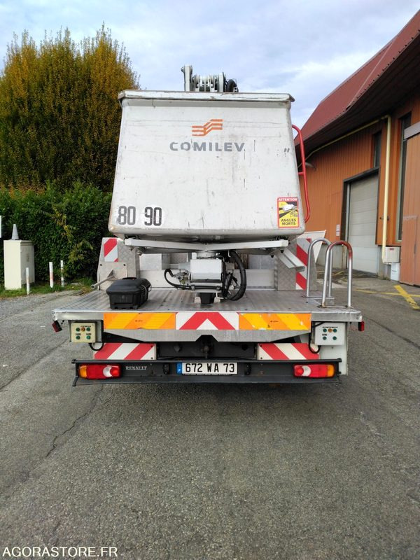 RENAULT MIDLUM 190 NACELLE - Camión con plataforma elevadora: foto 4 RENAULT MIDLUM 190 NACELLE - Camión con plataforma elevadora: foto 4